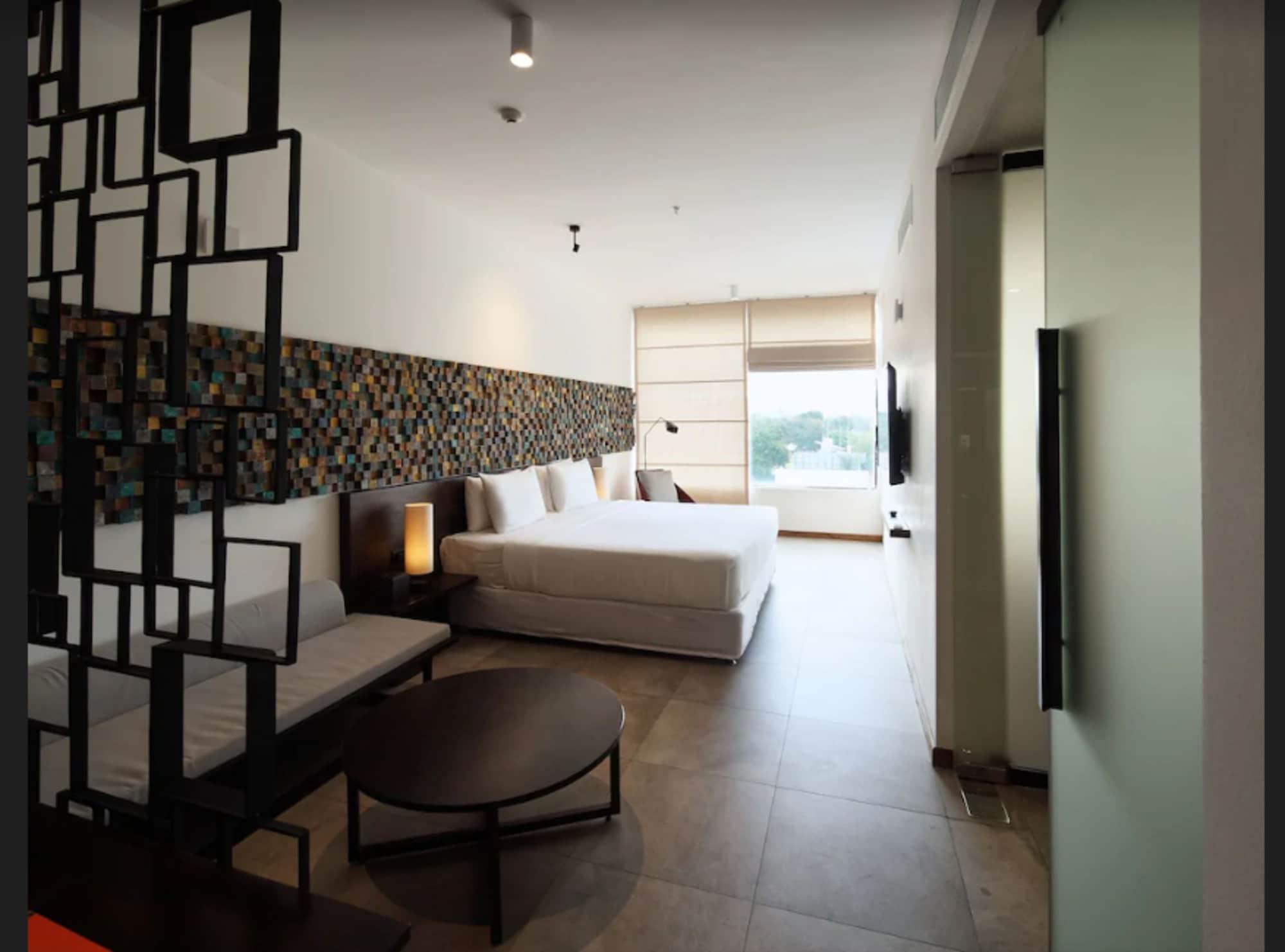 Me Colombo Hotell Eksteriør bilde