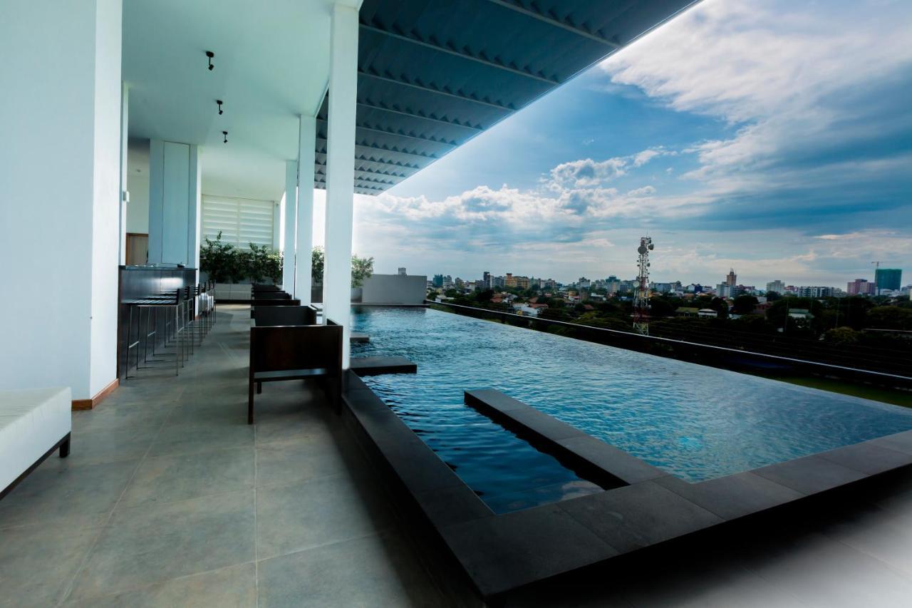 Me Colombo Hotell Eksteriør bilde